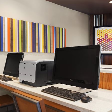 Holiday Inn Express & Suites Edinburg- Mcallen Area By Ihg Exterior foto