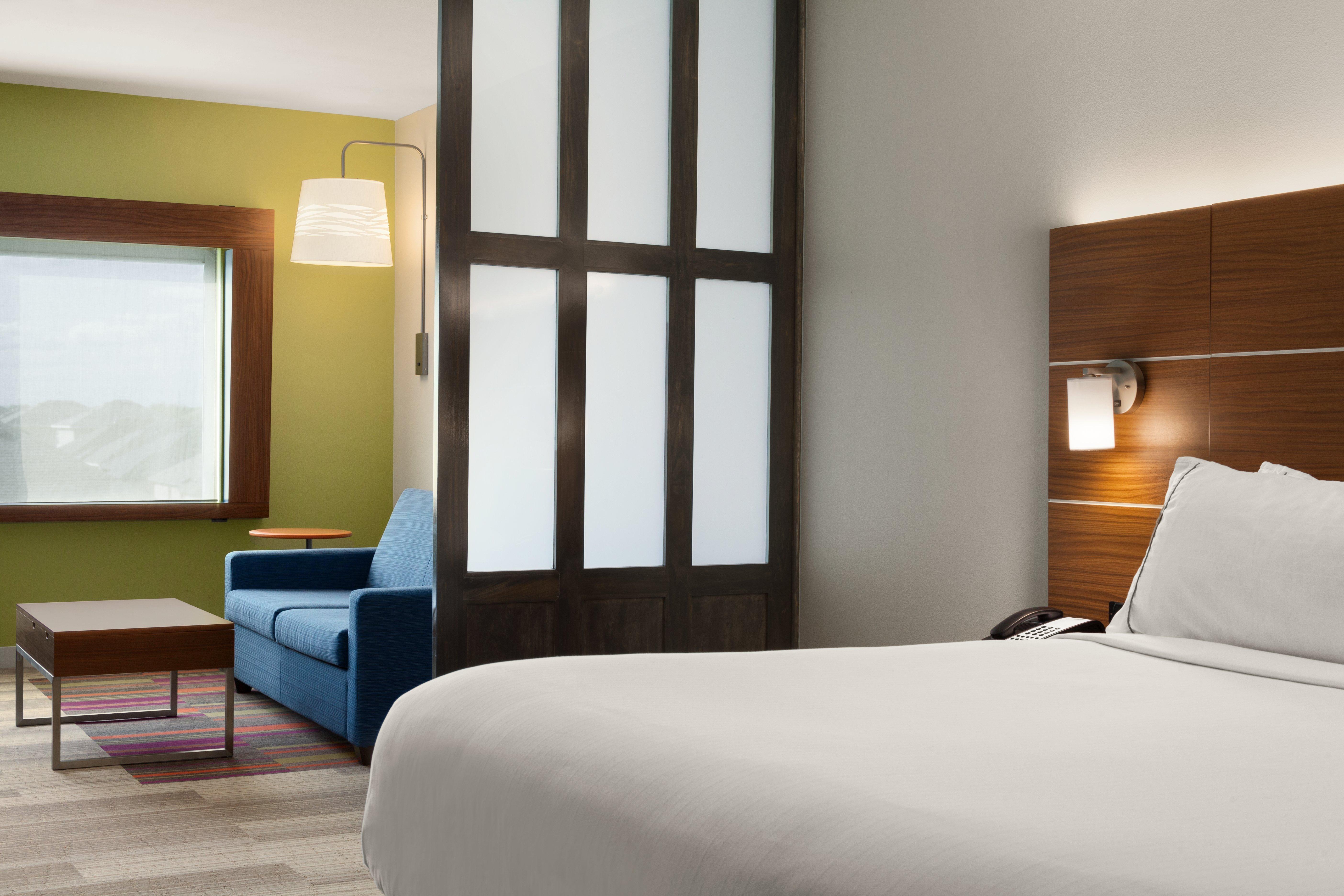 Holiday Inn Express & Suites Edinburg- Mcallen Area By Ihg Exterior foto