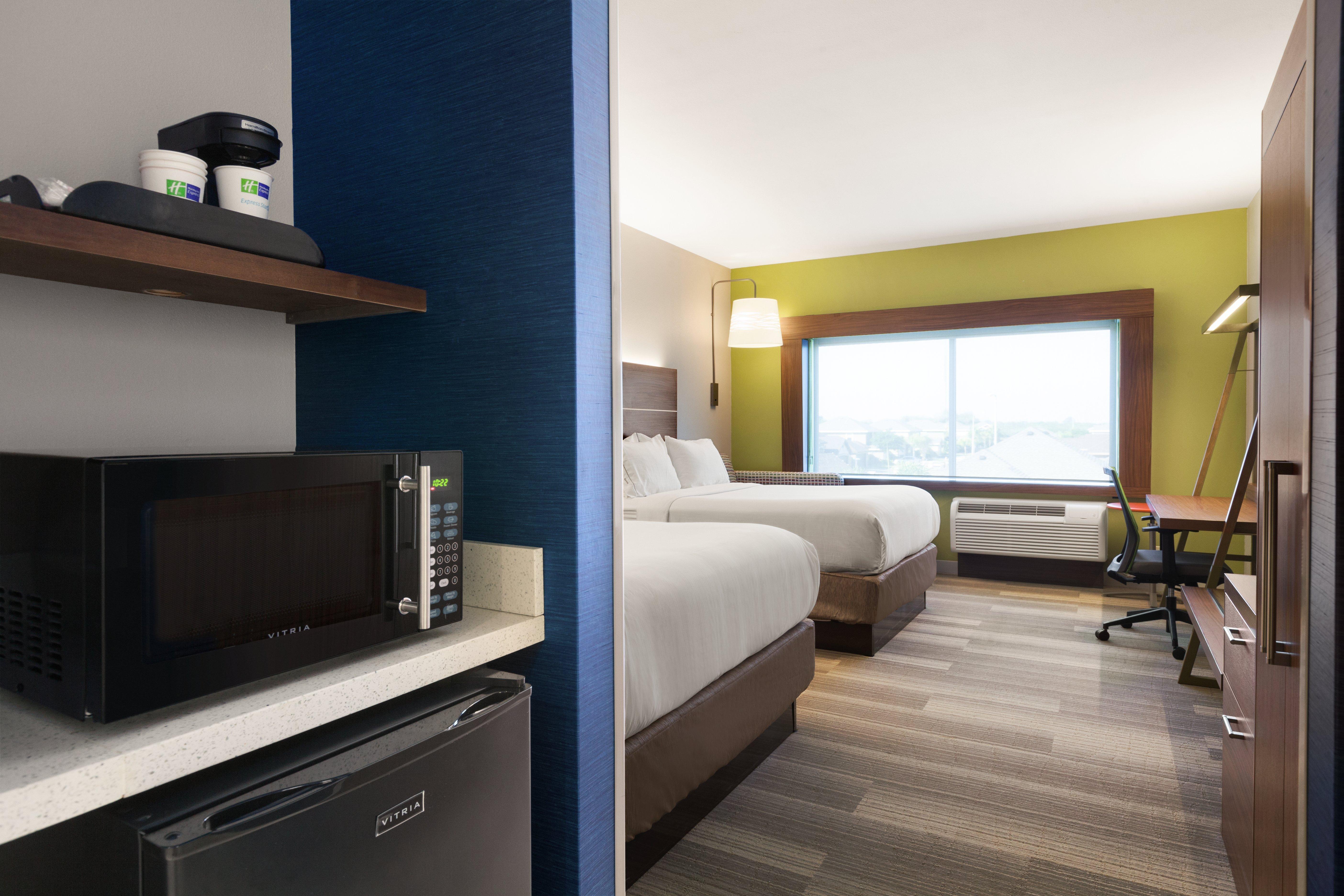 Holiday Inn Express & Suites Edinburg- Mcallen Area By Ihg Exterior foto